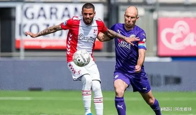 接受采访时 接受采访时