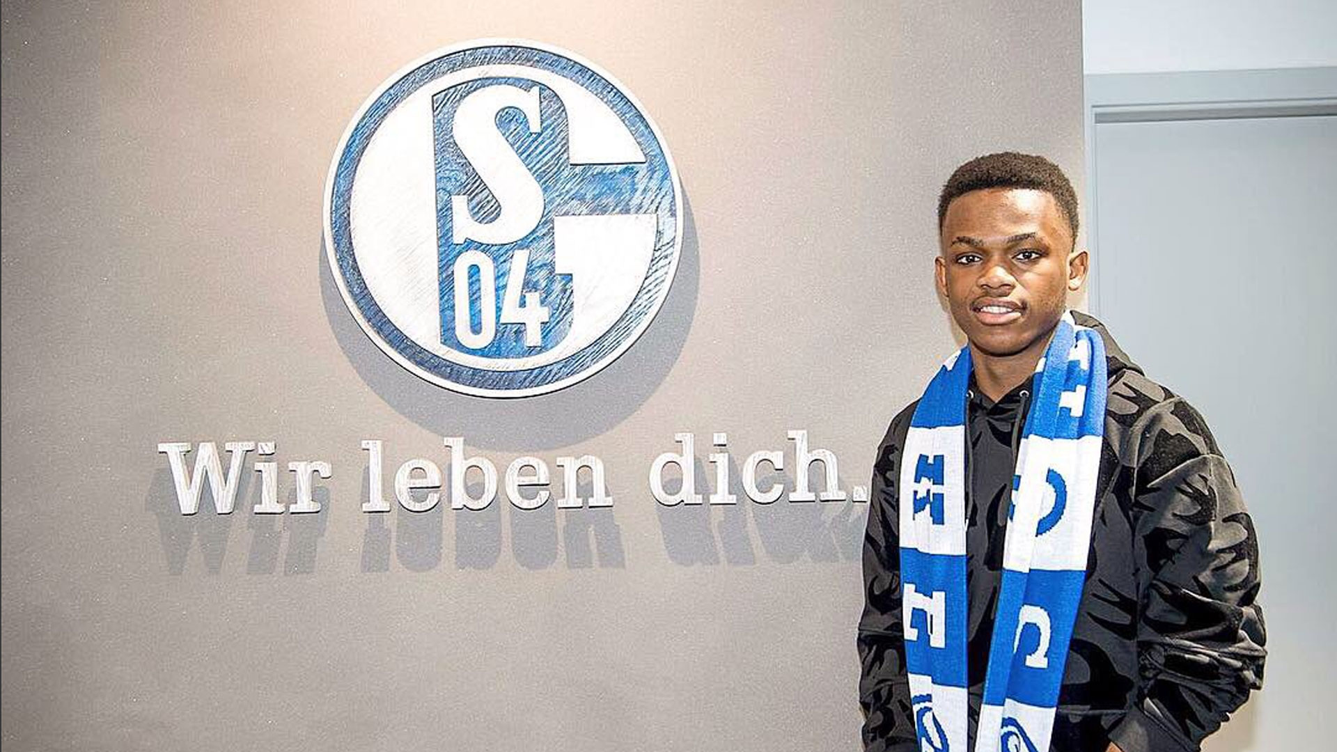 在电子竞技 在电子竞技