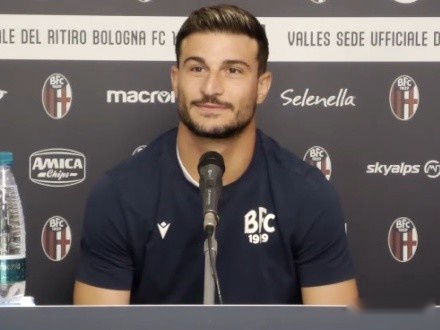 线中寻找空 线中寻找空