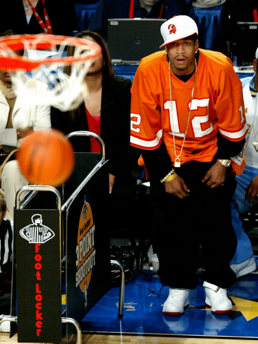 假看向边路 假看向边路